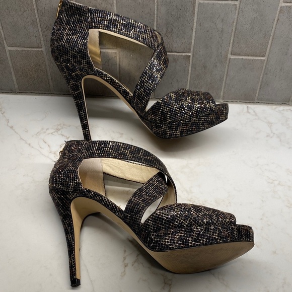 Michael Kors Leopard Textured Platform Heels Black Gold Size 7 - Picture 4 of 11
